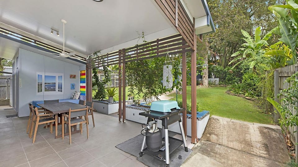 20 Roslin St Moffat Beach QLD House in Sunshine Coast