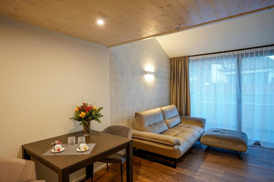 Seating area, hair dresser