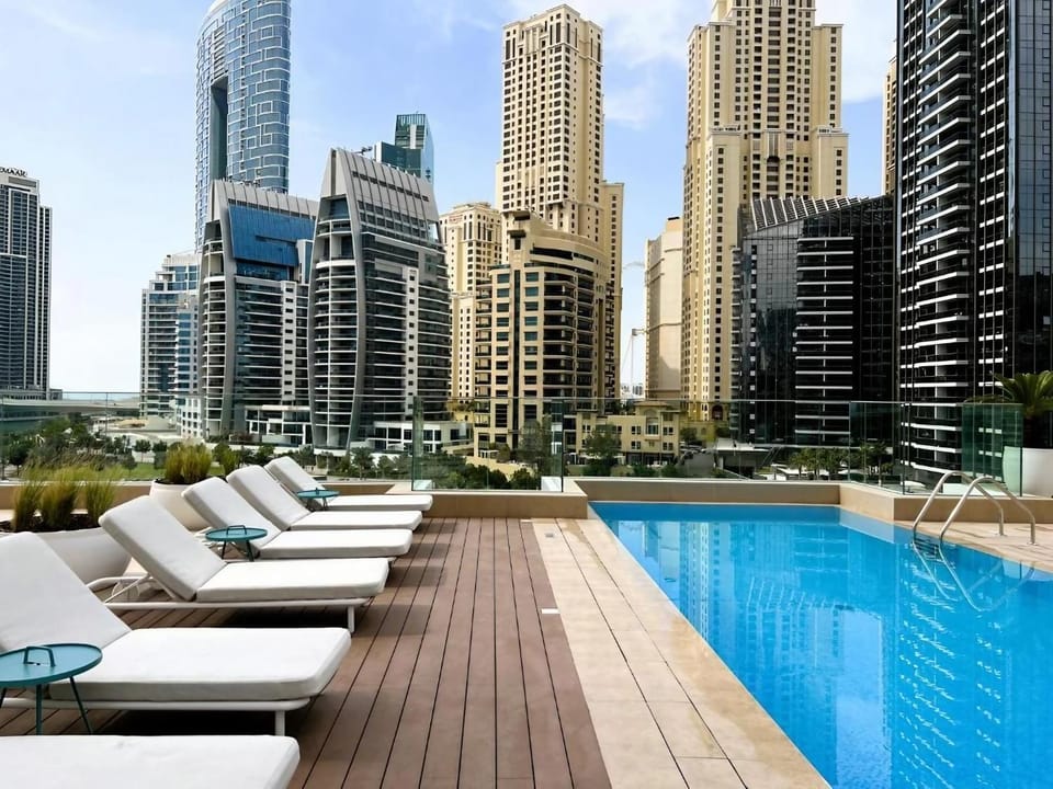 Day, City view, Pool view, Swimming pool, Swimming pool, sunbed