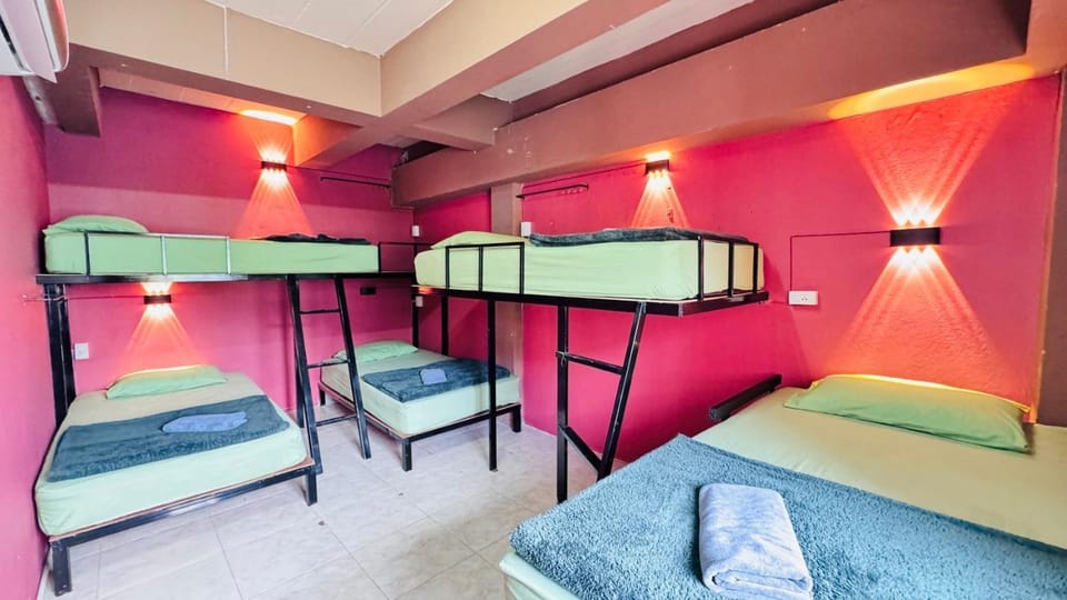 bunk bed