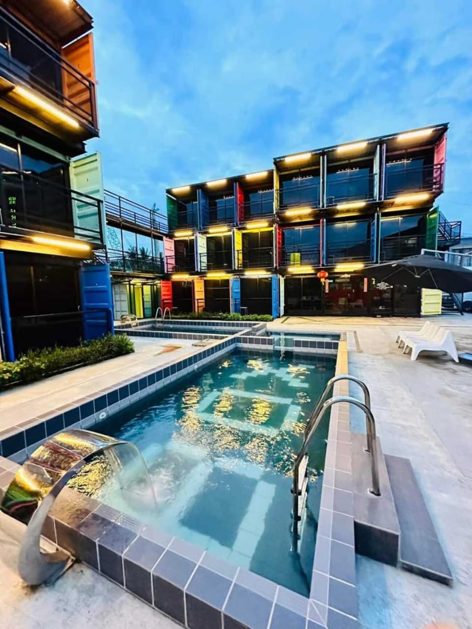 Property building, Swimming pool