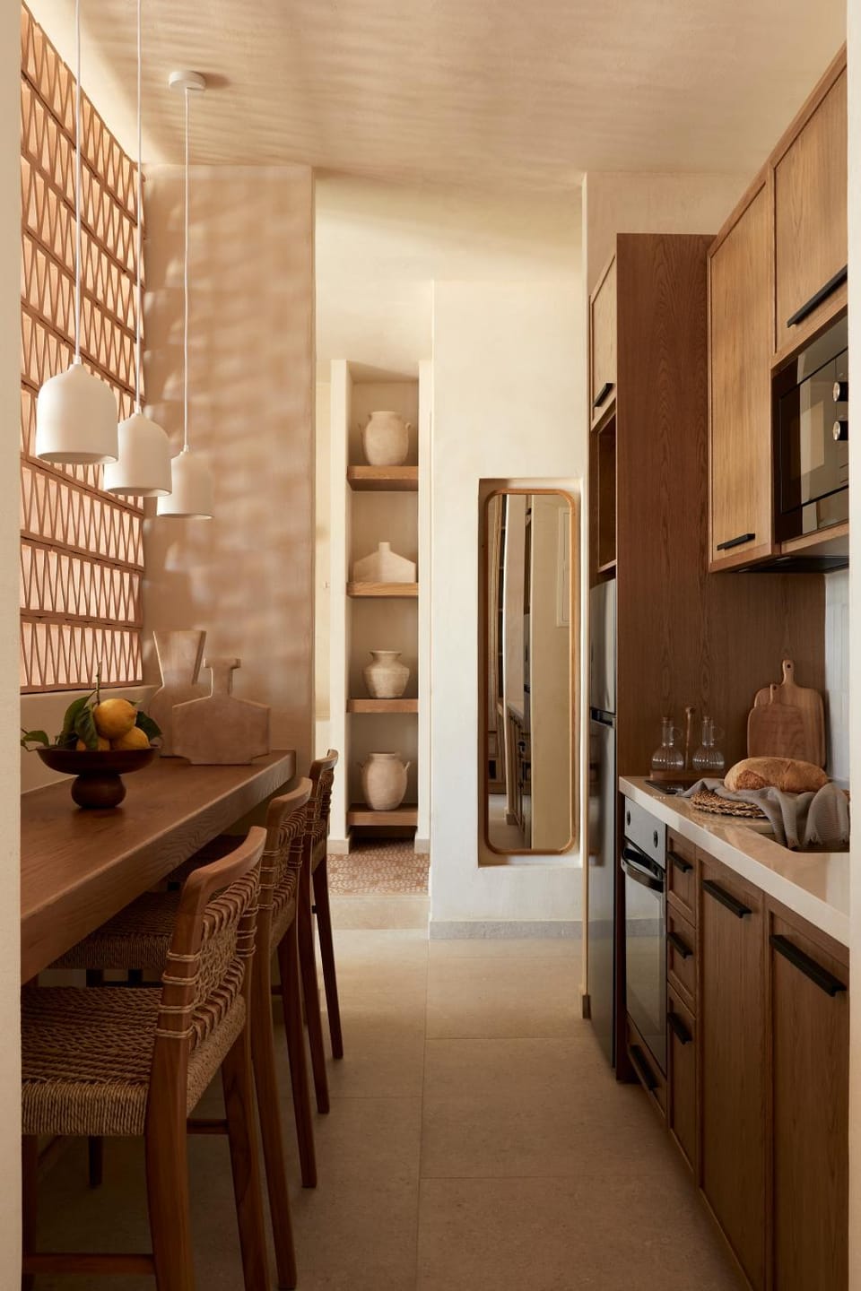 Dining area, kitchen