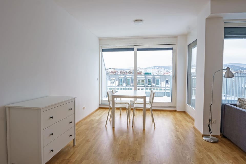 Balcony/Terrace, Living room, Seating area, Dining area
