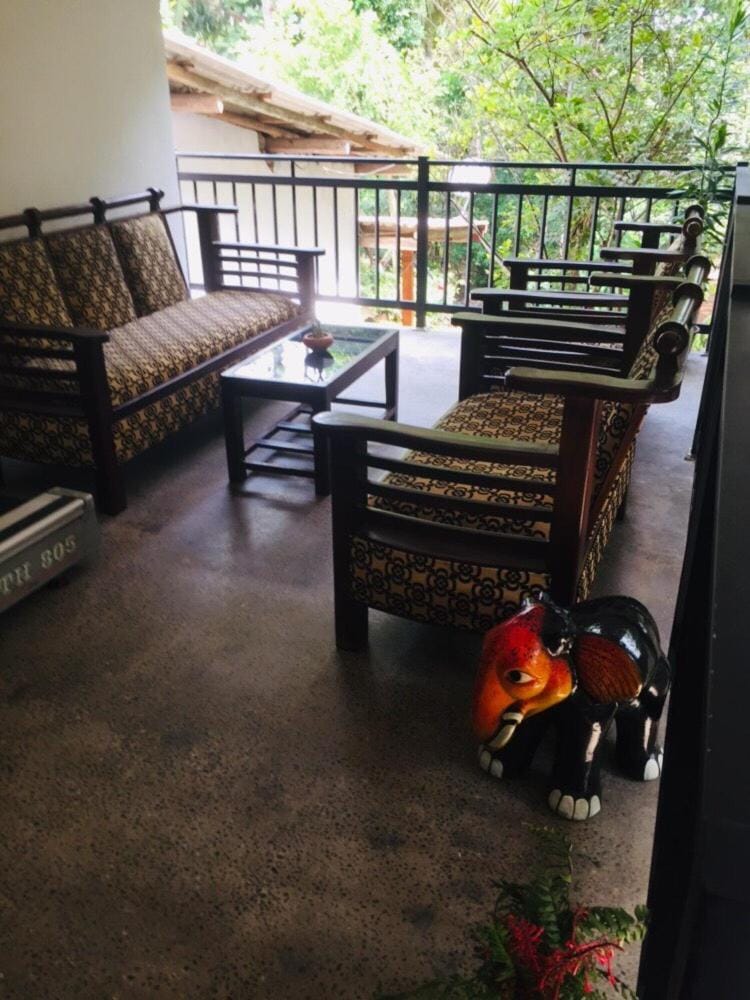 ORANGE VILLA Hotel in Hikkaduwa