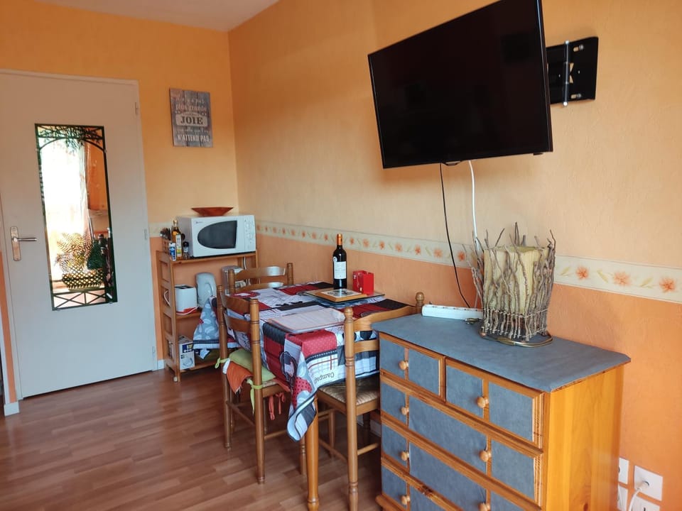 APPARTEMENT DE 24 M2 à BARBOTAN-Minimum 21 nuits-CLIMATISé #VACANCES#CURE--Draps founis Apartment in Occitanie