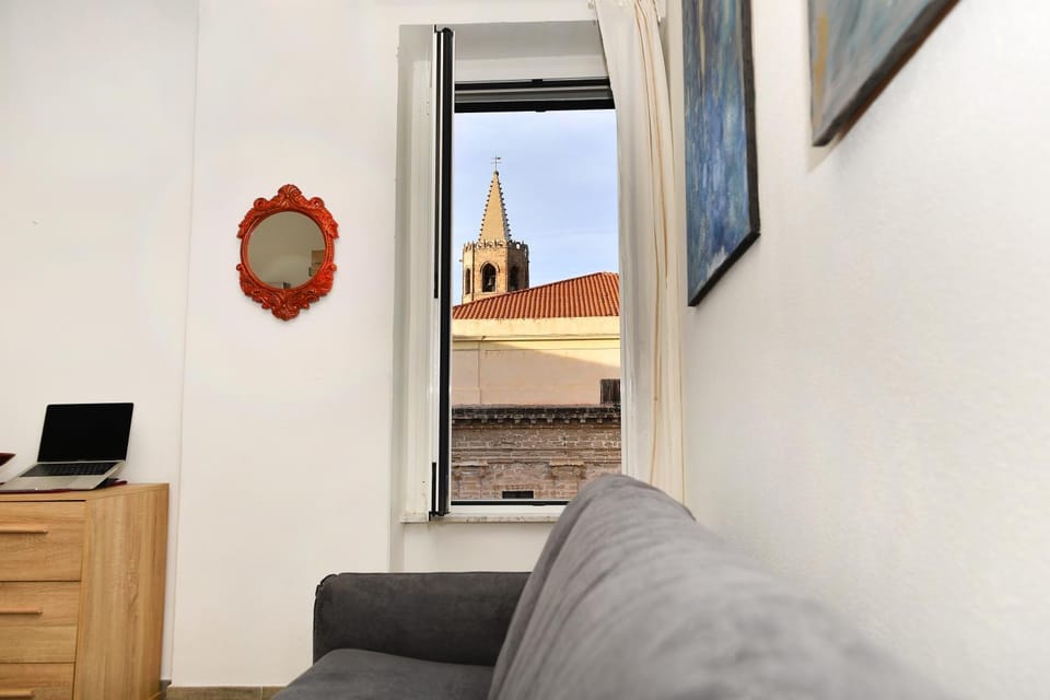 Living room, City view