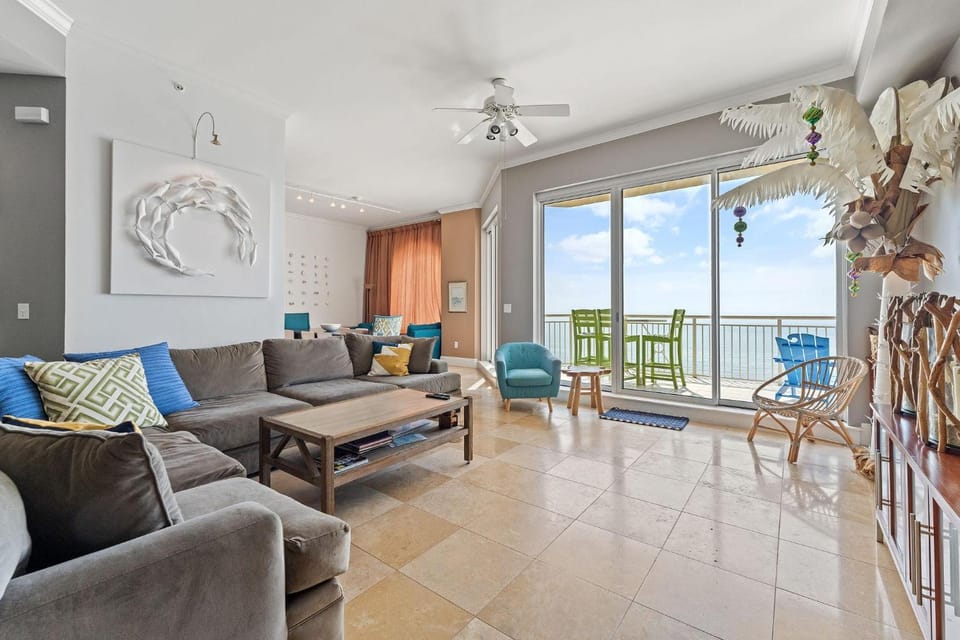 Indigo East 2103 Penthouse w/Cabana House in Perdido Key