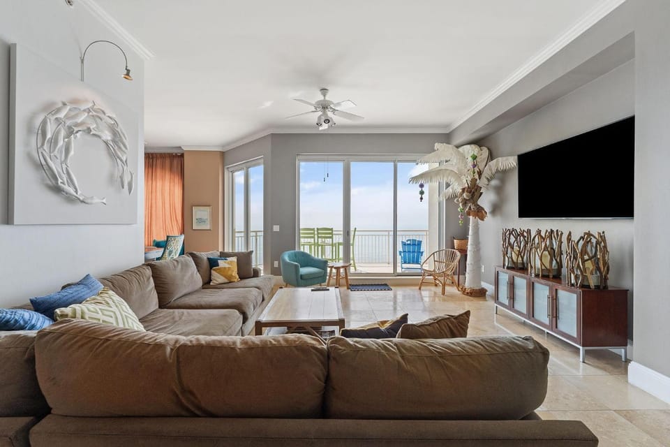 Indigo East 2103 Penthouse w/Cabana House in Perdido Key