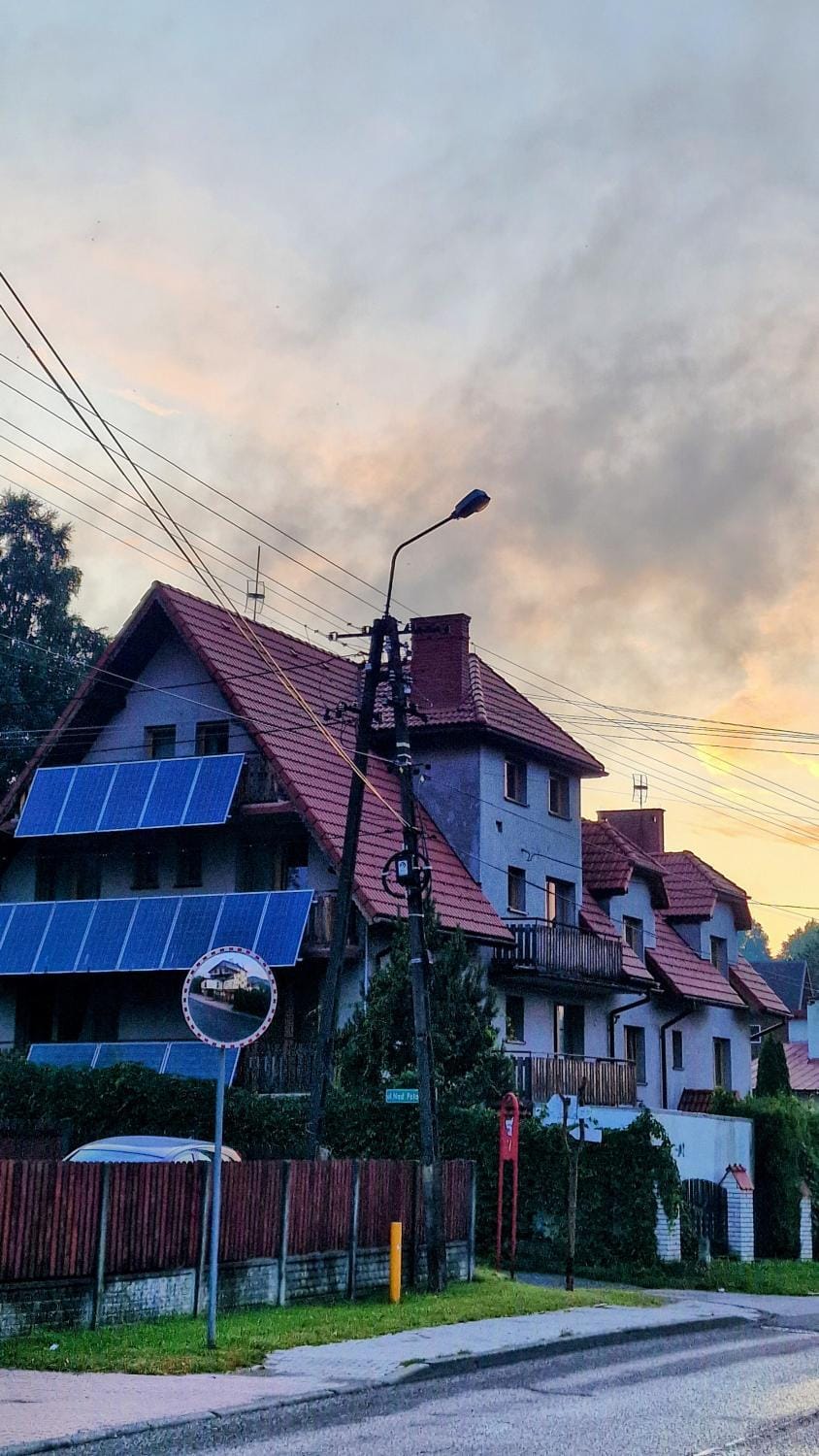 Property building, Day, Neighbourhood, Street view, Location, Sunset