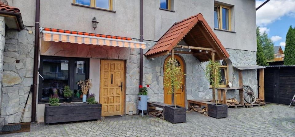 Property building, Patio, Day