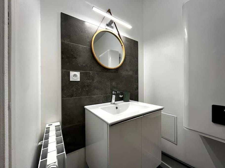 Le Petit Marin • Cosy • Netflix & Wifi • Proche Centre-Ville Apartment in Centre-Val de Loire