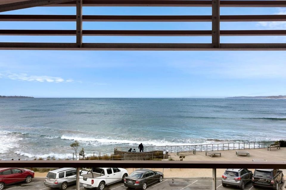 Beach, Evening entertainment, Sea view