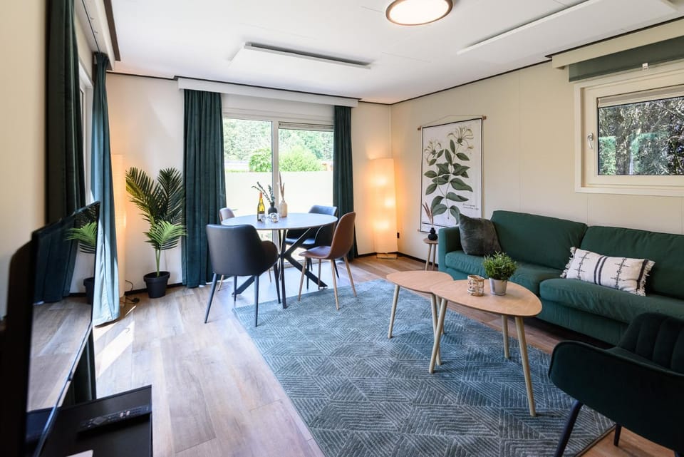 Chalet met eigen tuin aan de Veluwse bosrand House in Putten