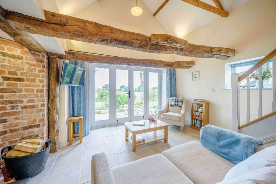 Living room, Photo of the whole room, Seating area
