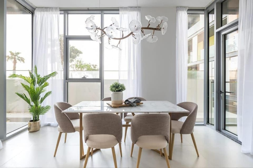 Frank Porter - Pulse C2 Apartment in Dubai