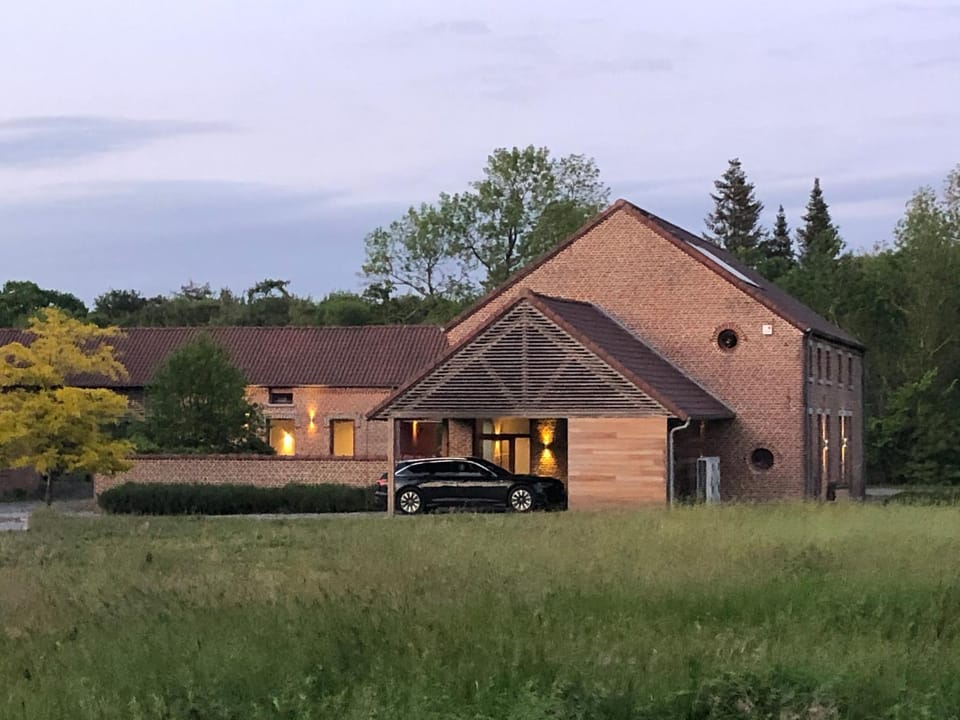 Property building, Natural landscape