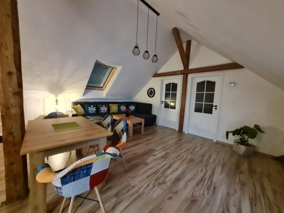 Apartmán Konírna Apartment in Lower Silesian Voivodeship