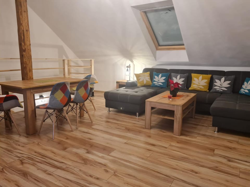 Apartmán Konírna Apartment in Lower Silesian Voivodeship
