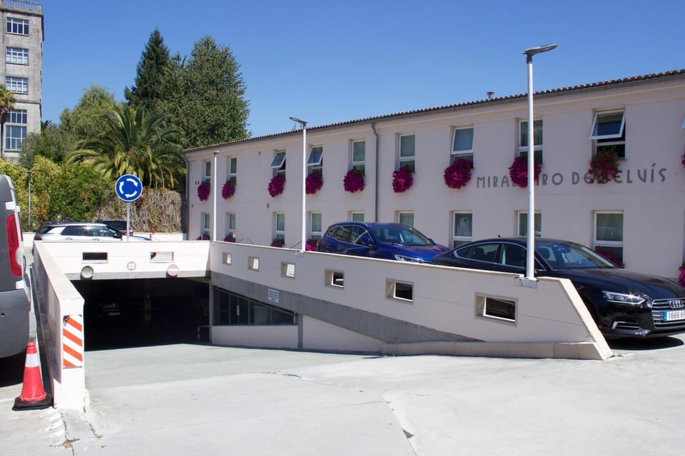 Property building, Area and facilities