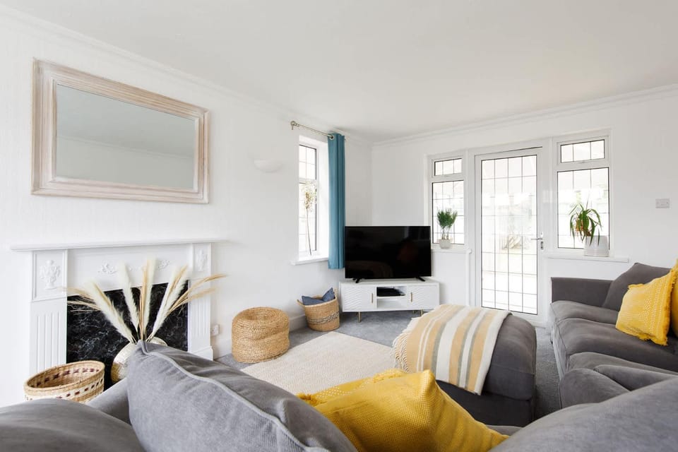 TV and multimedia, Living room