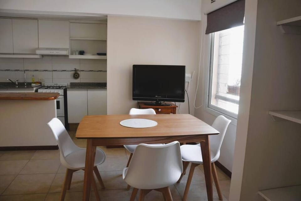 TV and multimedia, Kitchen or kitchenette, Dining area