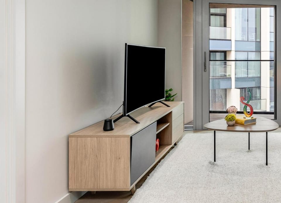 ShySuite 1BED Apartment in London