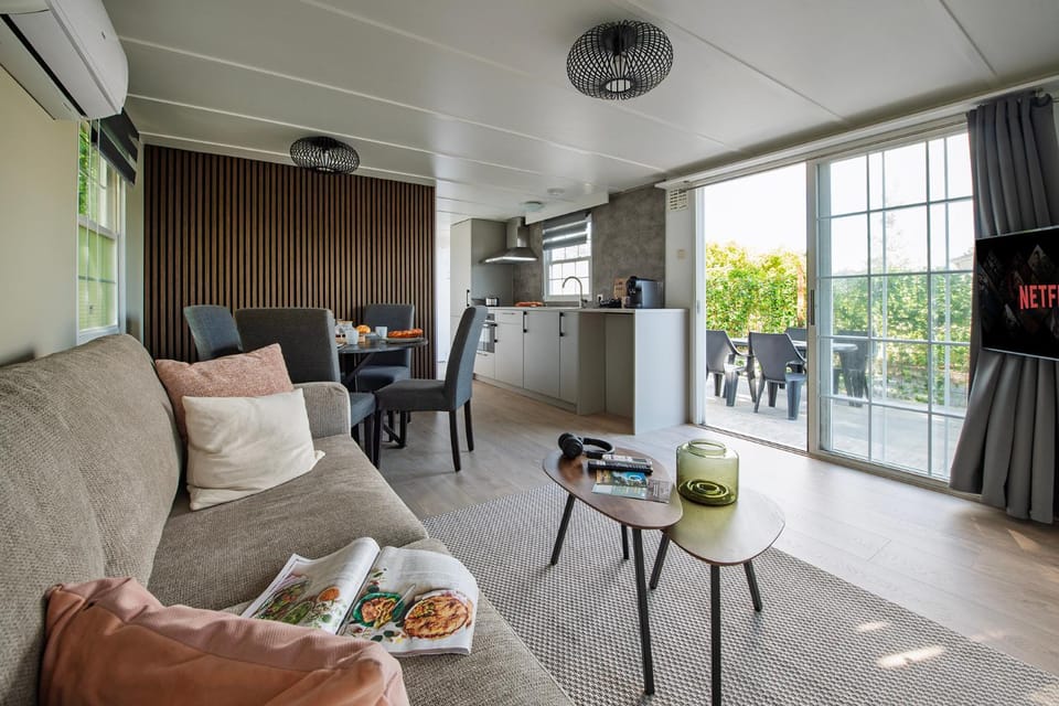 Balcony/Terrace, Kitchen or kitchenette, Living room, Dining area, oven