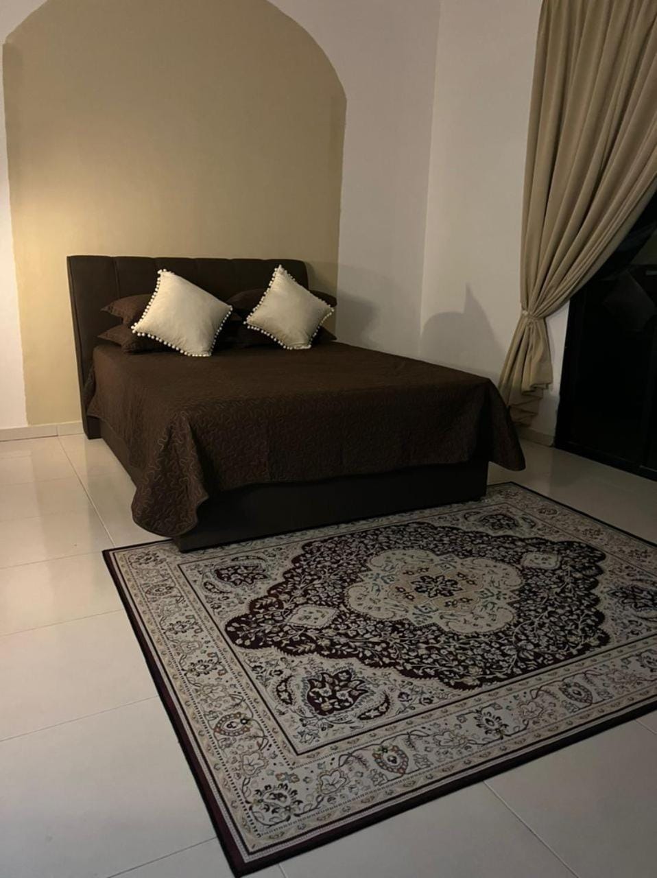 Bed, Photo of the whole room, Bedroom, air conditioner