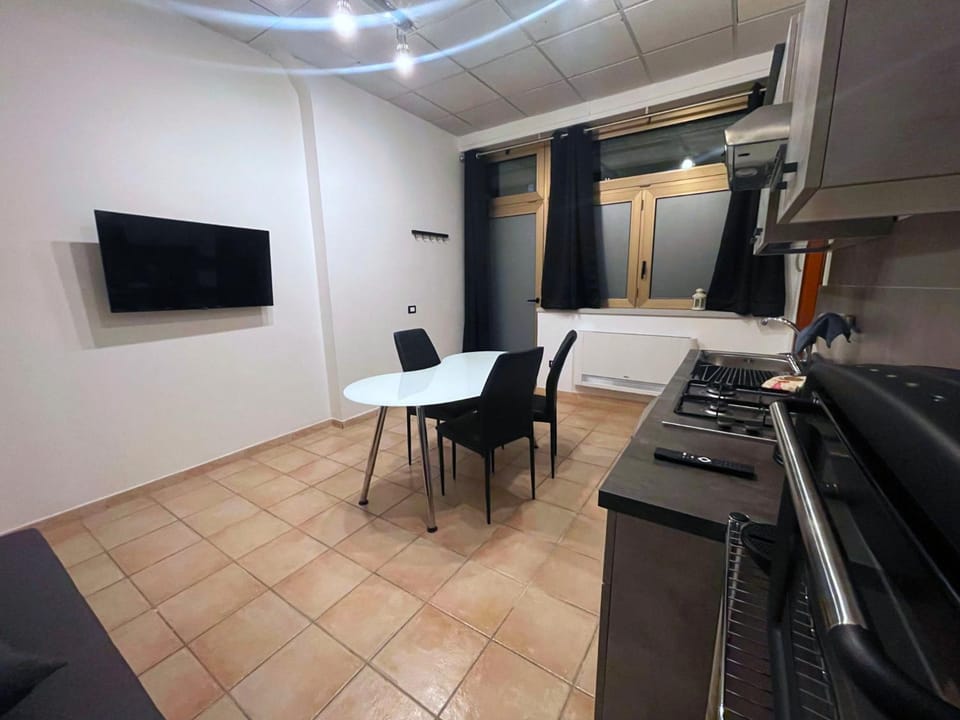 TV and multimedia, Kitchen or kitchenette, Living room, kitchen