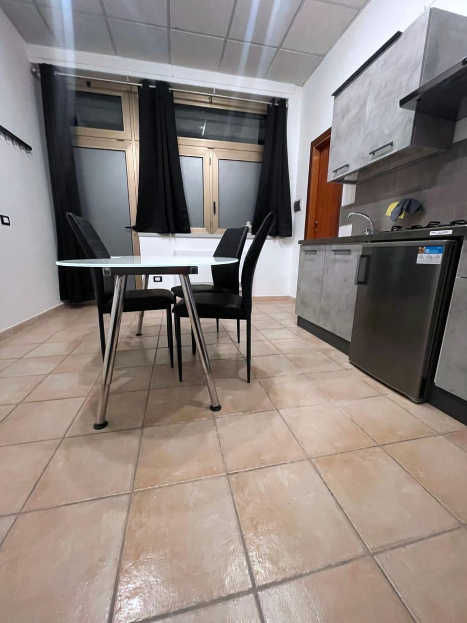 Kitchen or kitchenette, kitchen