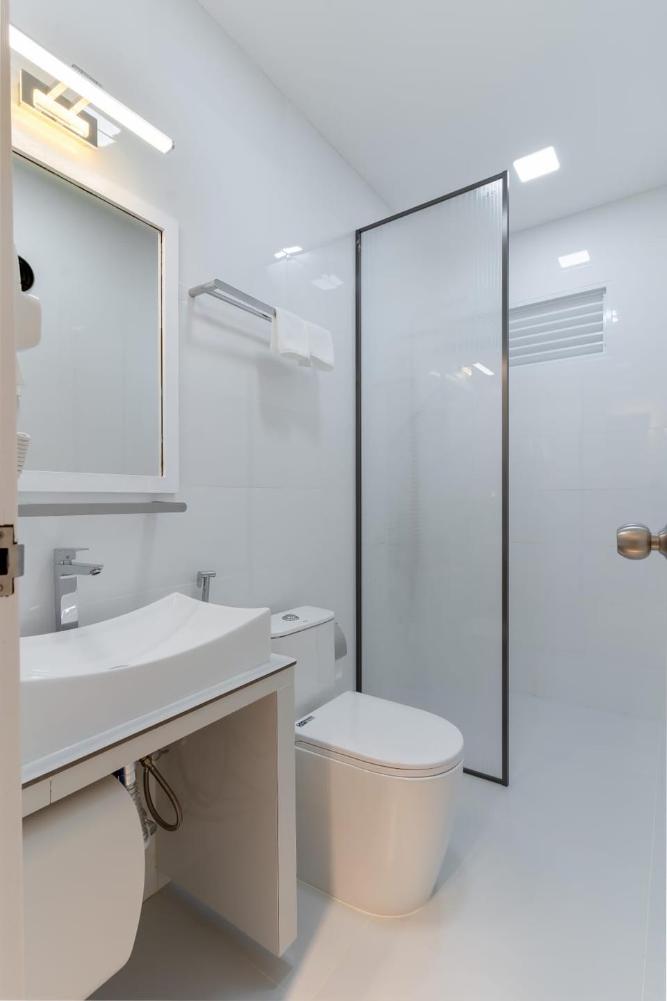 Shower, Toilet, Bathroom