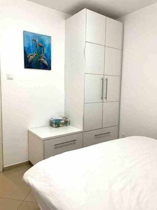 Sunny 3BR Apartment Golf Residence Apartment in Eilat
