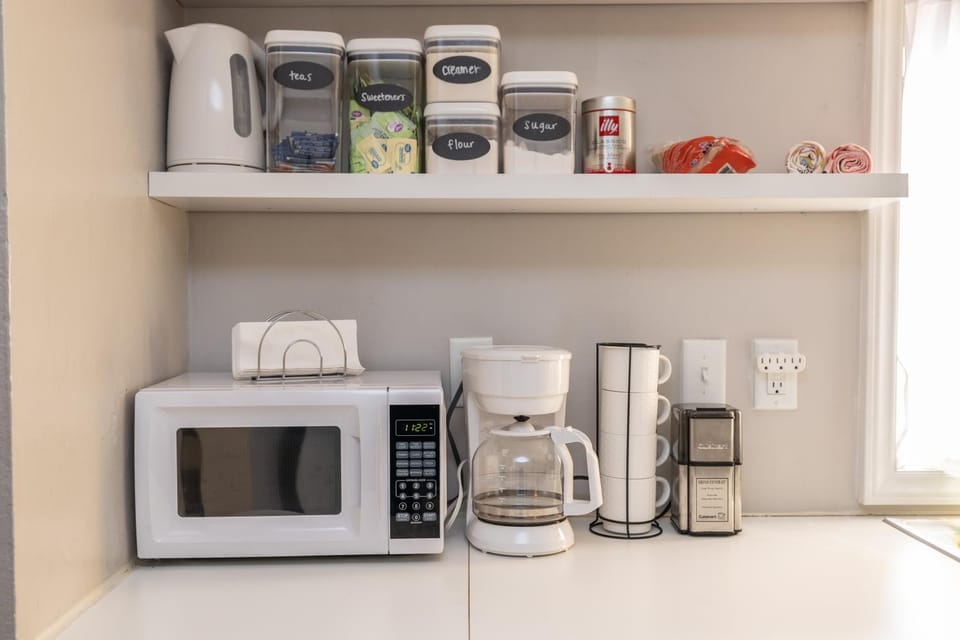 Relaxed Asheville Apartment - Pet-Friendly Apartment in Woodfin