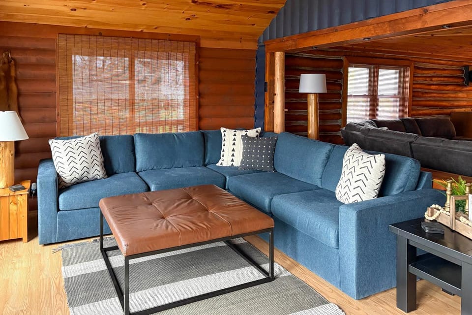 Diamond Lake Waterfront Cabin w/ Deck + Dock! Cabin in Michigan