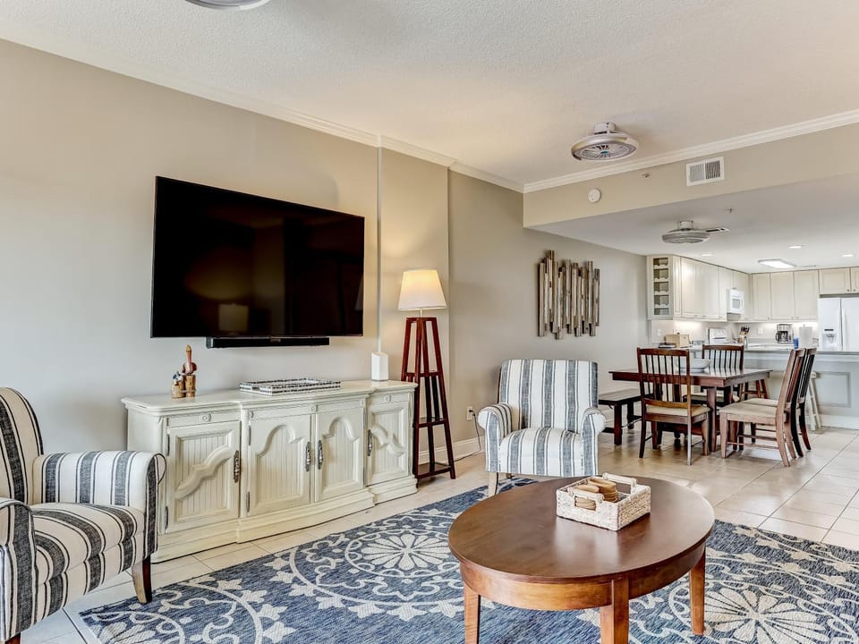 Brent's Beachside Cloud House in Tybee Island