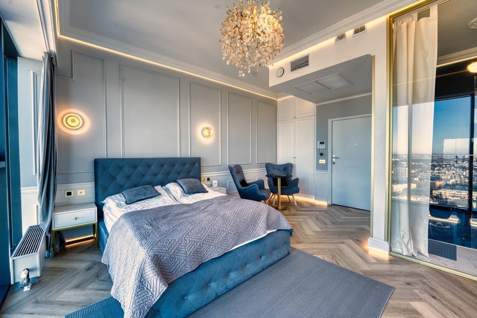 Photo of the whole room, Seating area, Bedroom