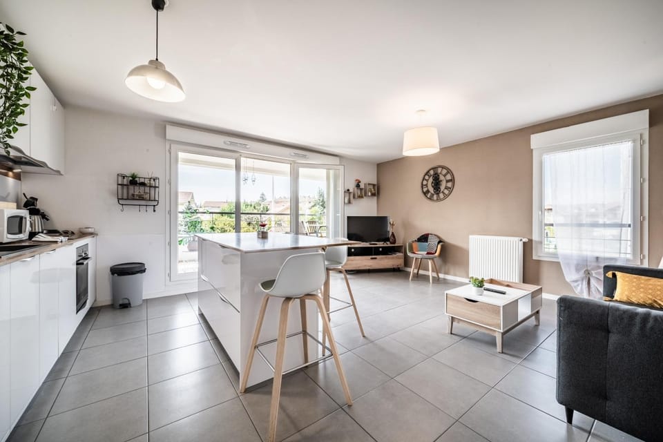 Property building, Living room