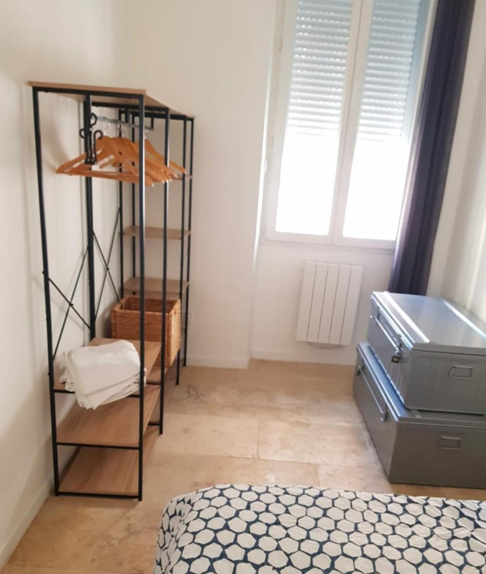 Central and comfortable studio, near train station Apartment in Marseille