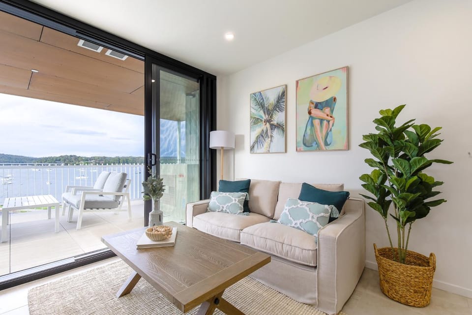 Balcony/Terrace, Living room