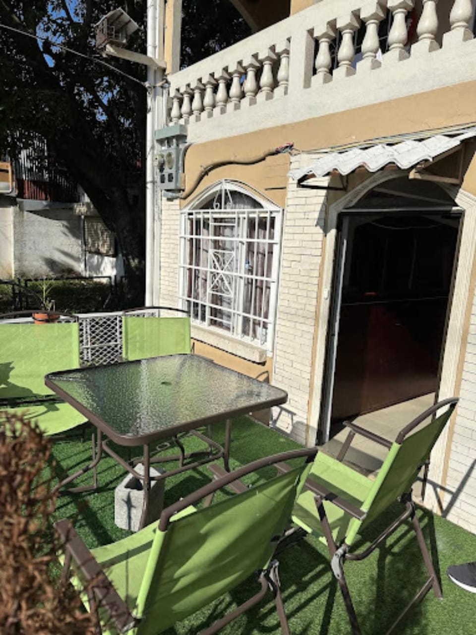 Patio, Day, Balcony/Terrace, Dining area, sunbed