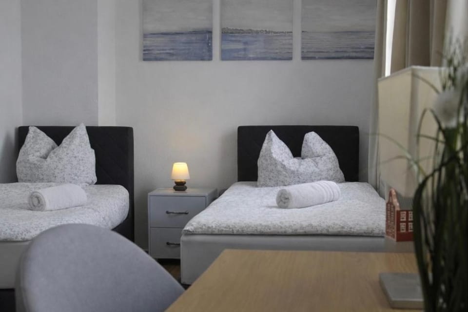 Gemütliches Reihenhaus mit Terrasse Apartment in Magdeburg