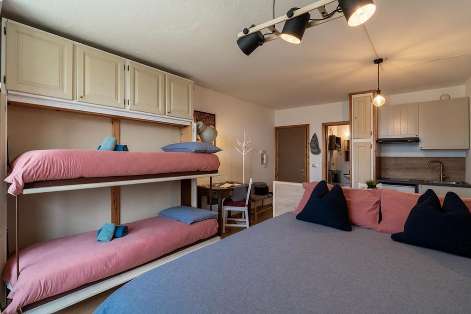 bunk bed