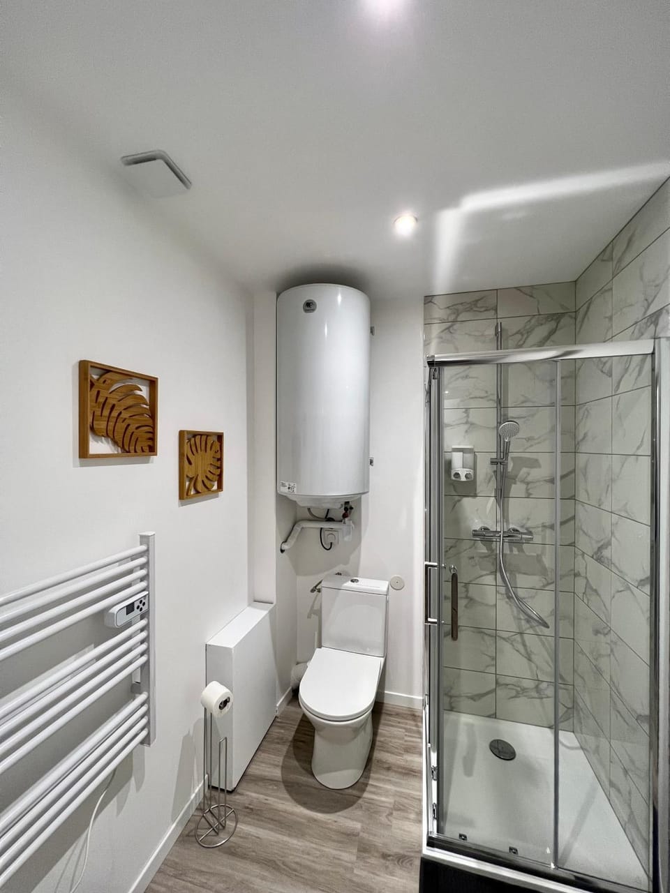 Shower, Toilet, Bathroom