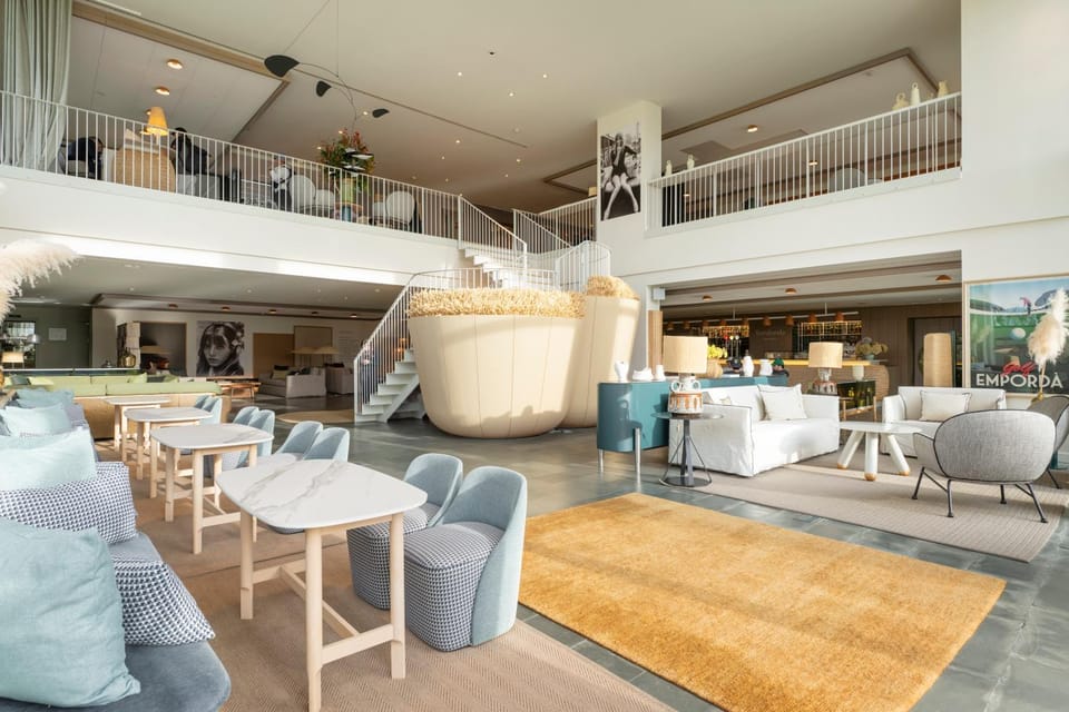 Property building, Communal lounge/ TV room, Game Room, Living room, Lounge or bar, Breakfast