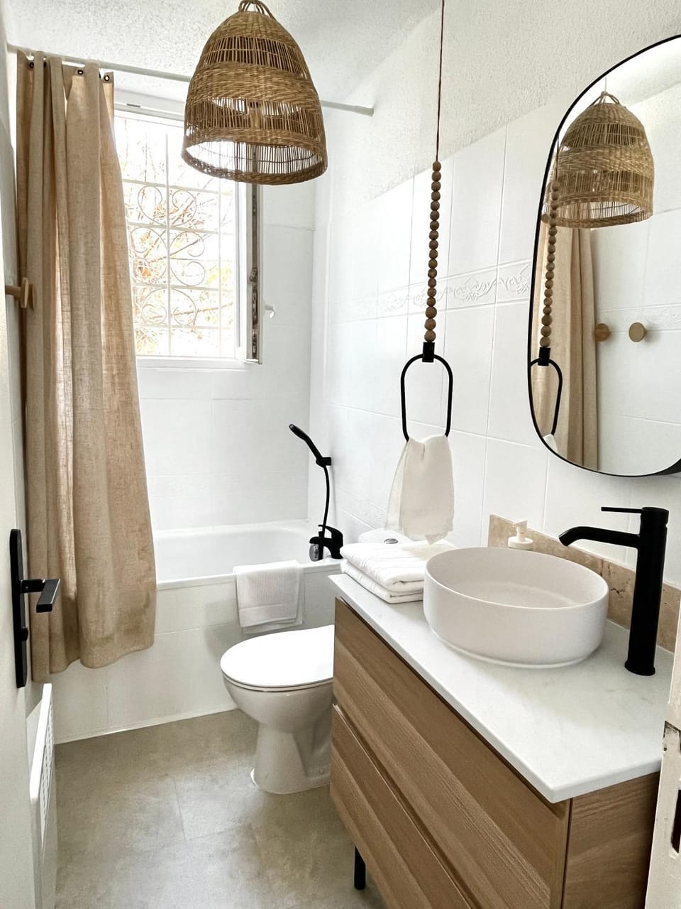 Shower, Toilet, Bathroom, Bath, towels