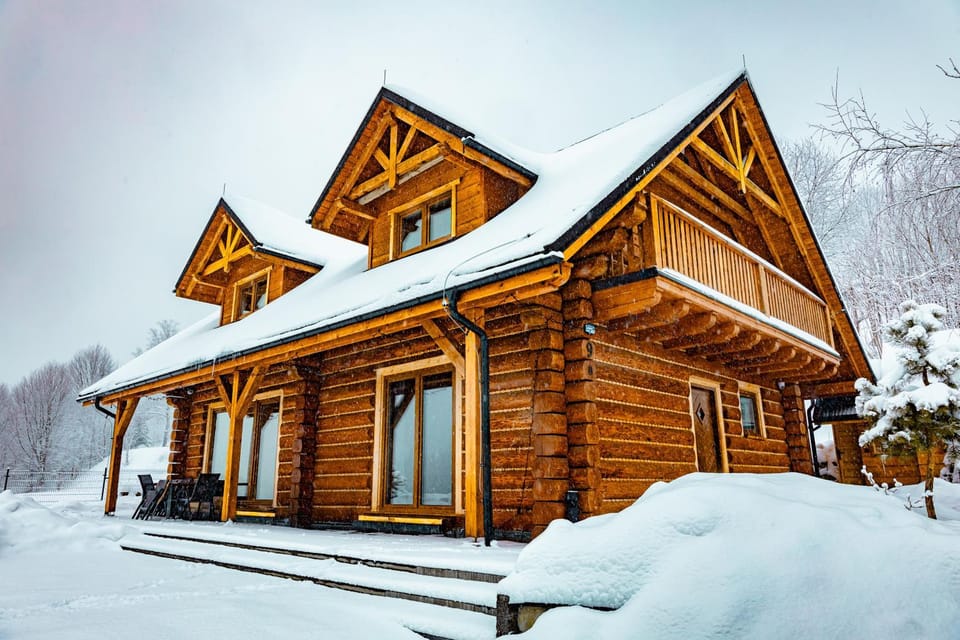 Property building, Day, Natural landscape, Winter