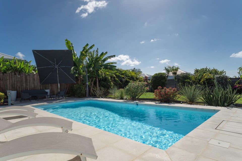 Day, Garden, Garden view, Pool view, Swimming pool, sunbed
