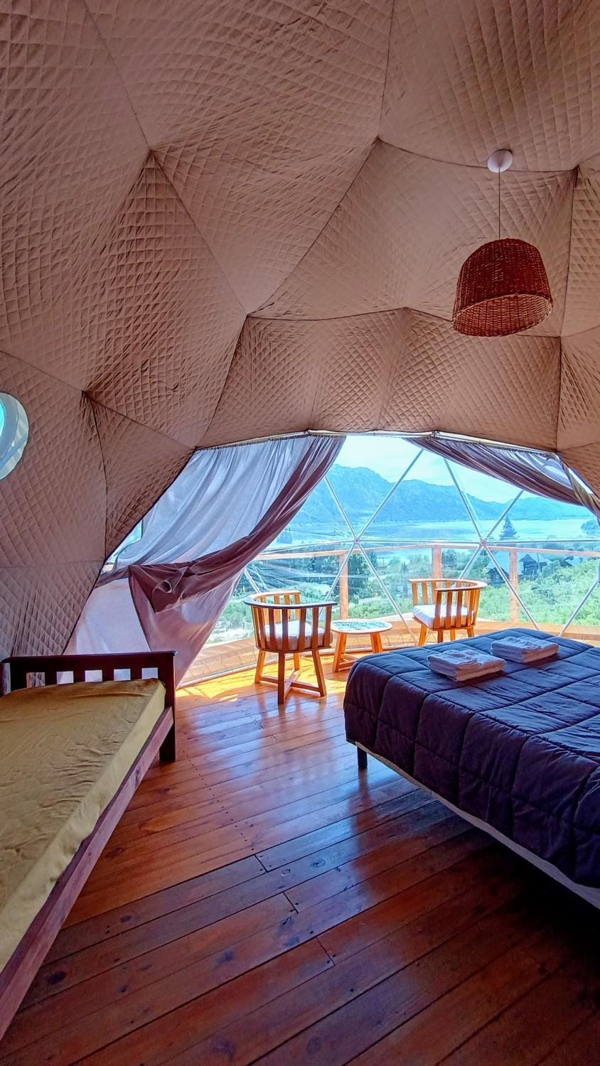 Bed, Natural landscape, Photo of the whole room, Bedroom, Mountain view