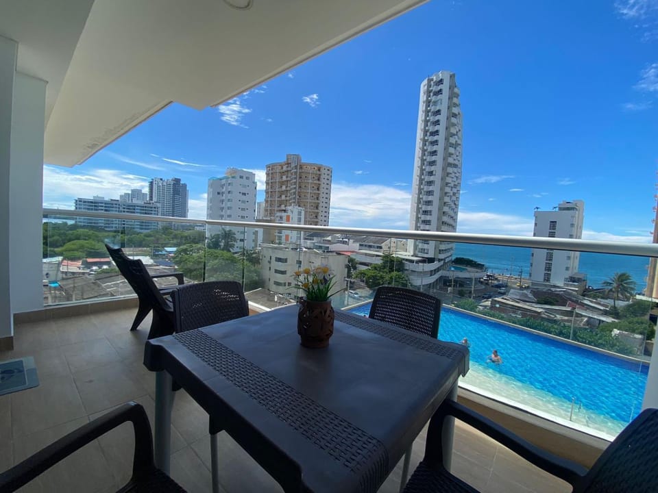 Property building, Day, Natural landscape, View (from property/room), Balcony/Terrace, Dining area, City view, Pool view, Sea view, Swimming pool
