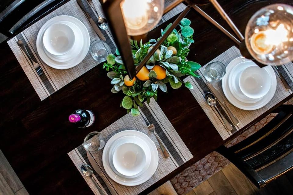 Food and drinks, Dining area, Food, Dinner